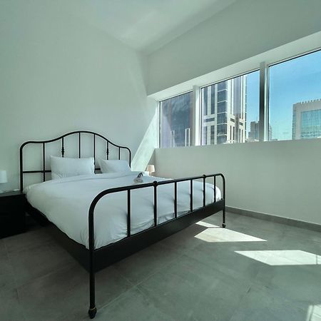 City View Furnished Apartment In Palette Tower In Tourist Club Area Abu Dhabi Exterior photo